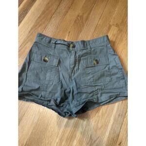 Women's Vuori Olive/Khaki Green Cargo Utility Shorts - Sz Medium organic cotton